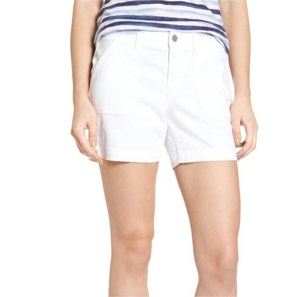Caslon NWOT white utility 5" shorts woman's size 18 with big patch pockets - Picture 1 of 11